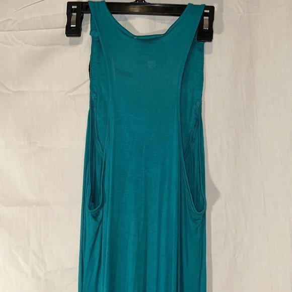 teal embroidered sleeveless Romeo & Juliet Couture maxi dress size medium - Picture 4 of 4